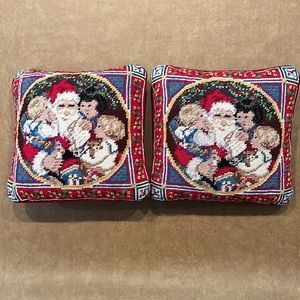 Set of 2 Vintage Needlepoint Throw Pillows